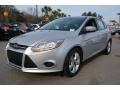 Ingot Silver - Focus SE Hatchback Photo No. 7