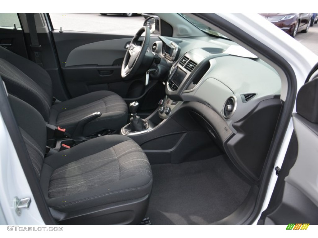 Jet Black/Dark Titanium Interior 2014 Chevrolet Sonic LT Hatchback Photo #100855364