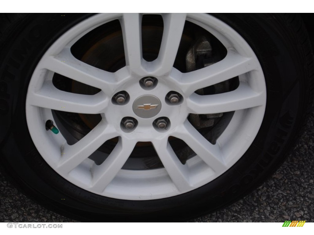 2014 Chevrolet Sonic LT Hatchback Wheel Photos