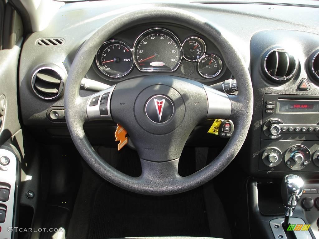 2006 G6 Sedan - Ivory White / Ebony photo #11