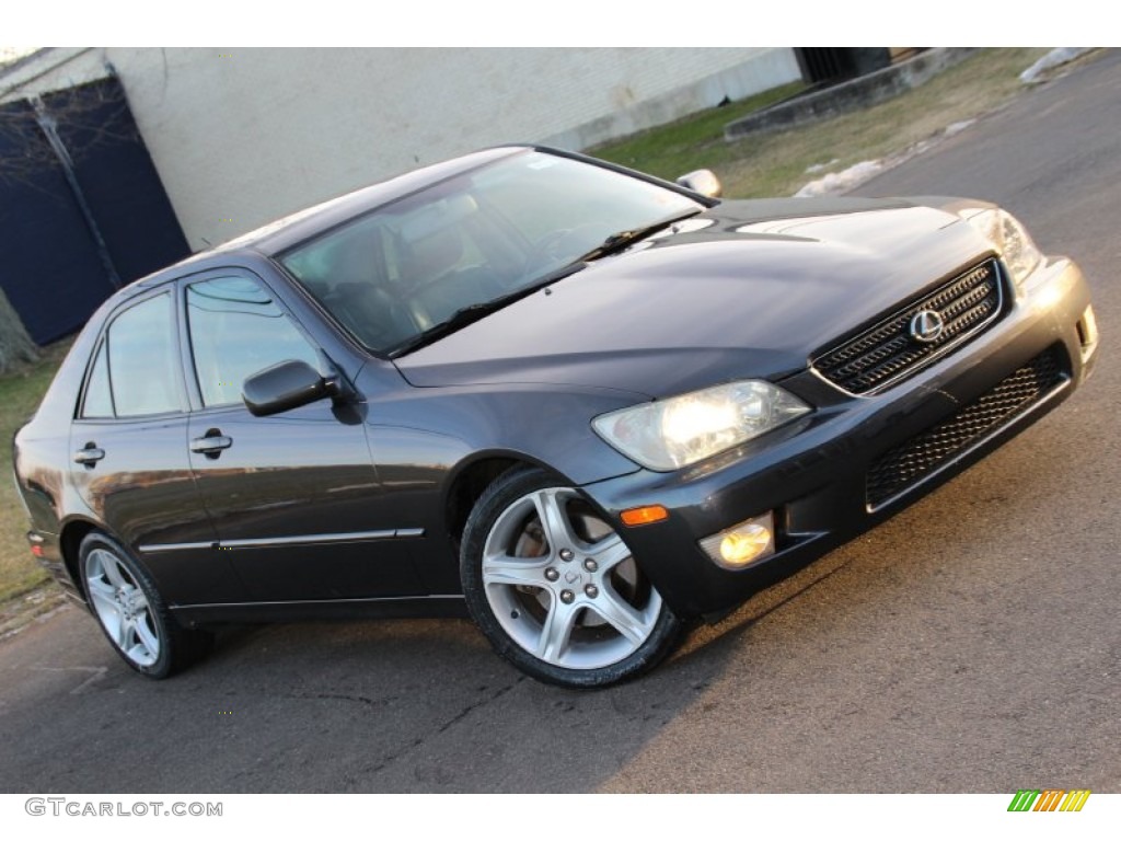2003 IS 300 Sedan - Graphite Gray Pearl / Black photo #2