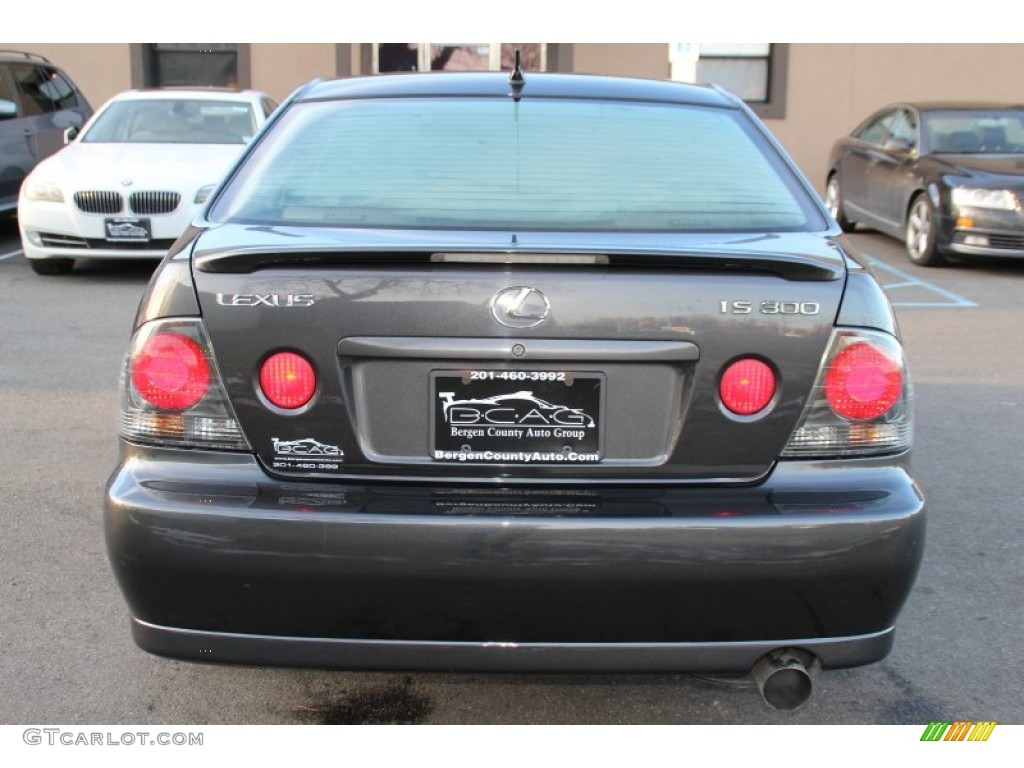 2003 IS 300 Sedan - Graphite Gray Pearl / Black photo #5