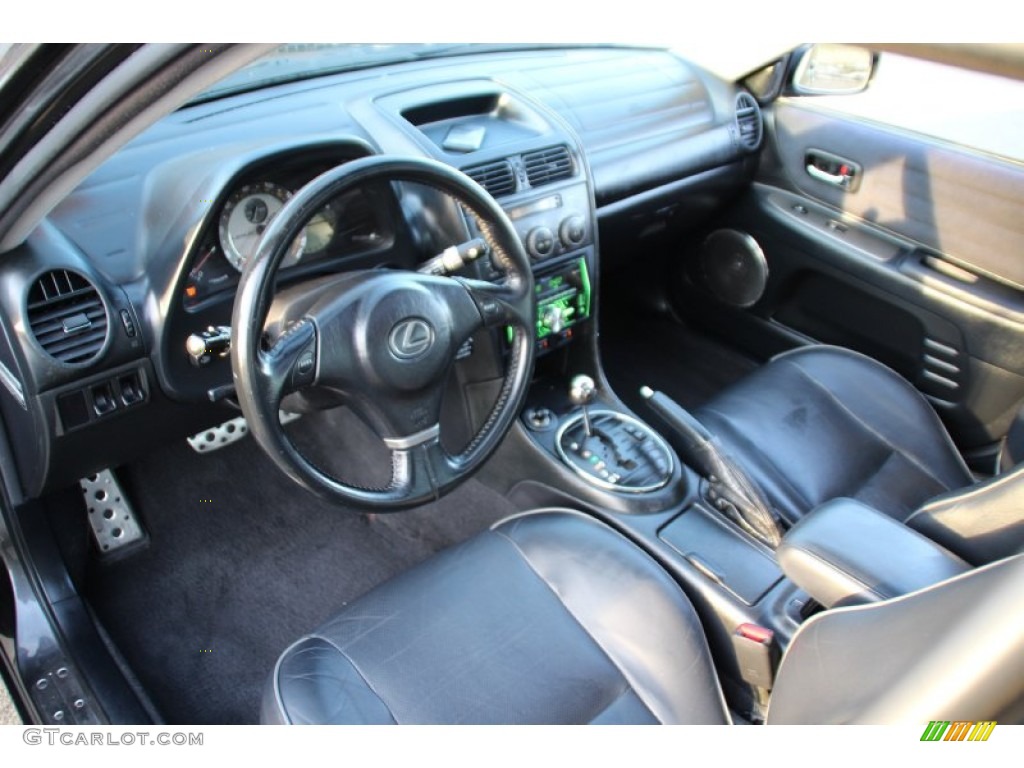 2003 IS 300 Sedan - Graphite Gray Pearl / Black photo #11