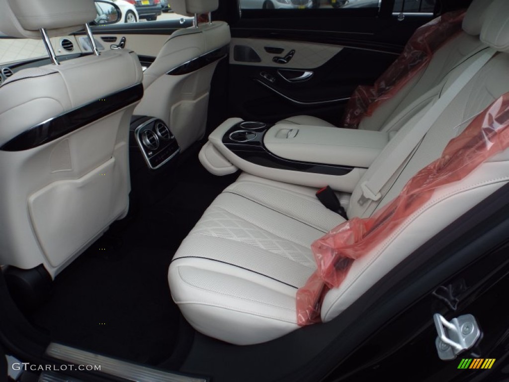 2015 Mercedes-Benz S 550 Sedan Rear Seat Photo #100860842