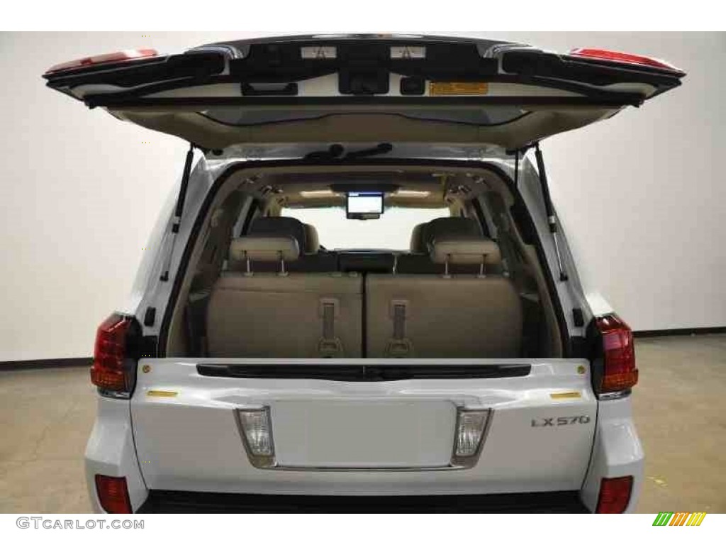 2011 LX 570 - Starfire White Pearl / Cashmere photo #3