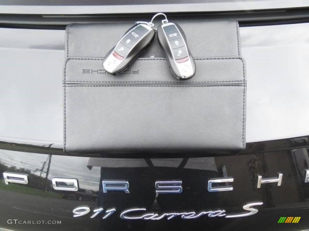 2013 911 Carrera S Cabriolet - Black / Luxor Beige photo #32