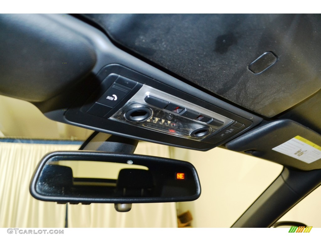2013 1 Series 135i Convertible - Alpine White / Black photo #24