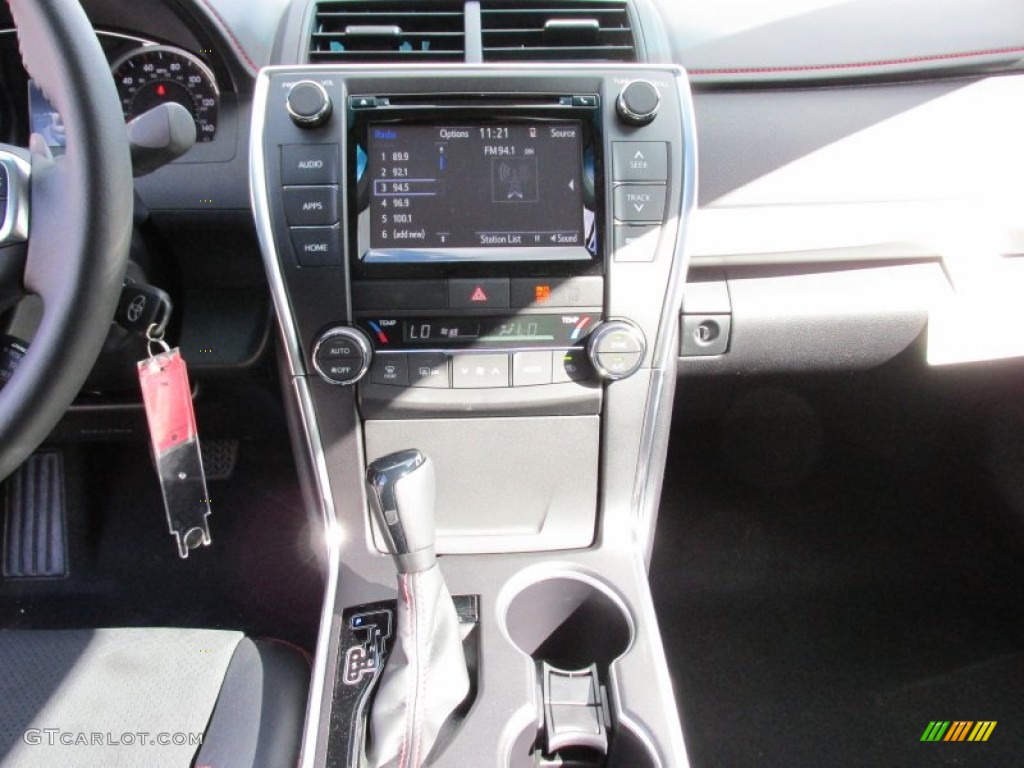 2015 Camry XSE - Ruby Flare Pearl / Black photo #25