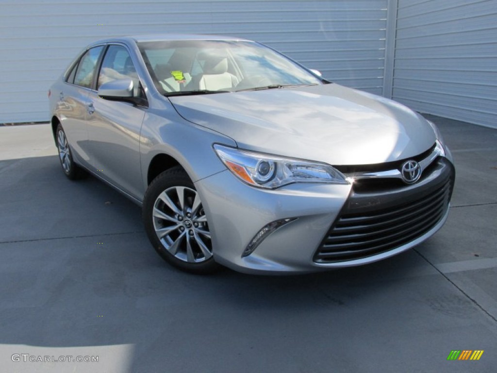 2015 Camry XLE - Celestial Silver Metallic / Ash photo #2