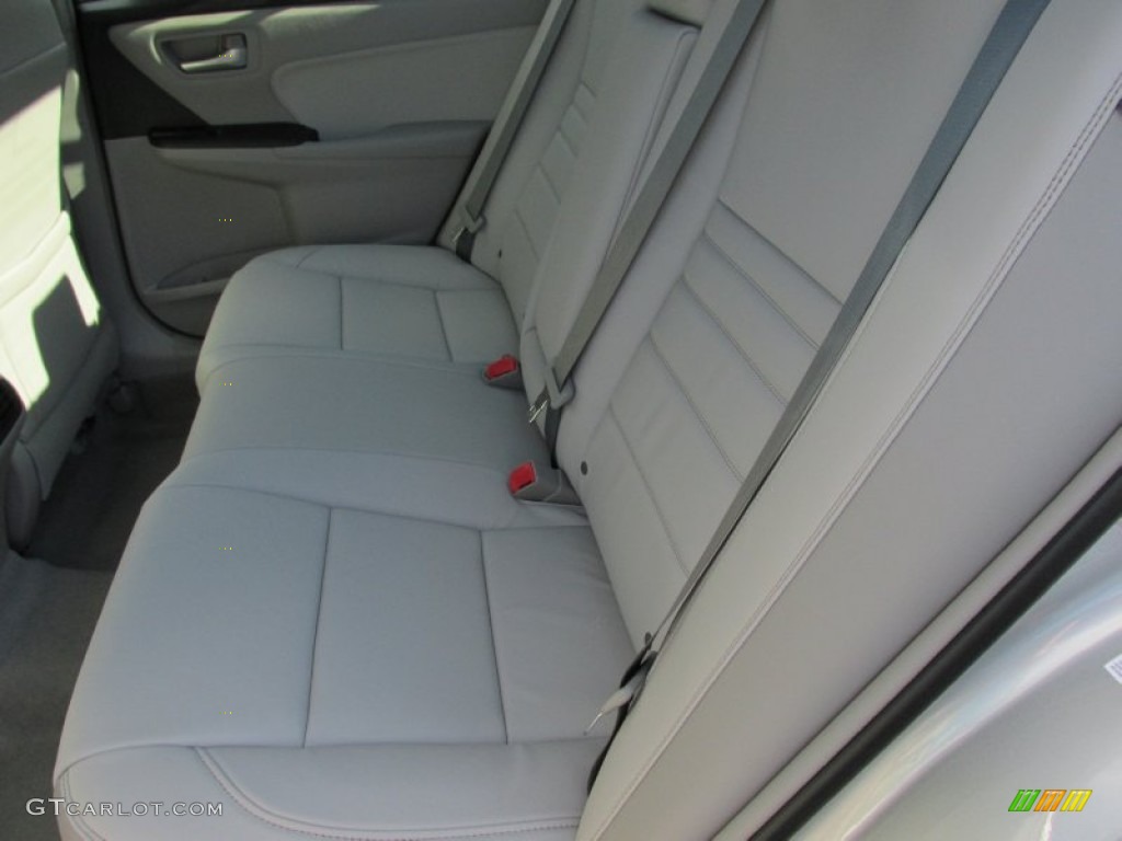 2015 Camry XLE - Celestial Silver Metallic / Ash photo #19