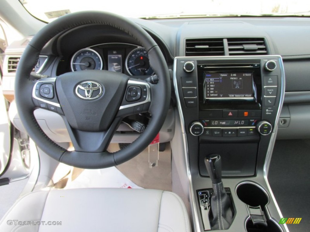 2015 Camry XLE - Celestial Silver Metallic / Ash photo #24