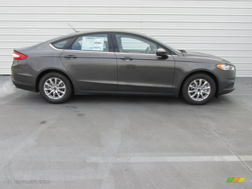 Magnetic Metallic 2015 Ford Fusion S Exterior Photo #100882337