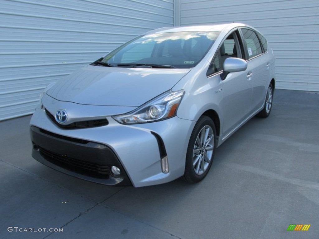 2015 Toyota Prius v Five Exterior Photos