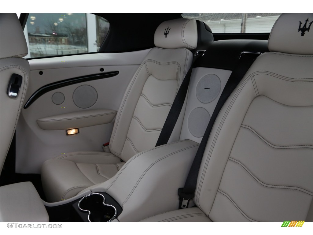 2014 Maserati GranTurismo Convertible GranCabrio Rear Seat Photo #100883033