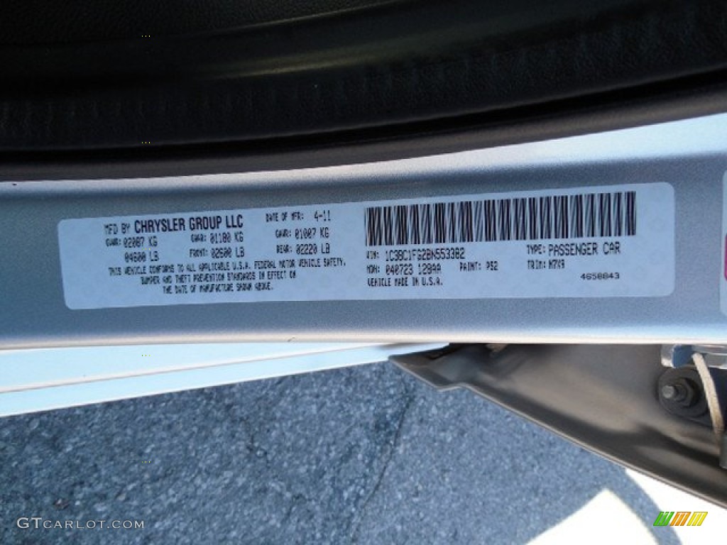 2011 200 Touring - Bright Silver Metallic / Black/Light Frost Beige photo #23