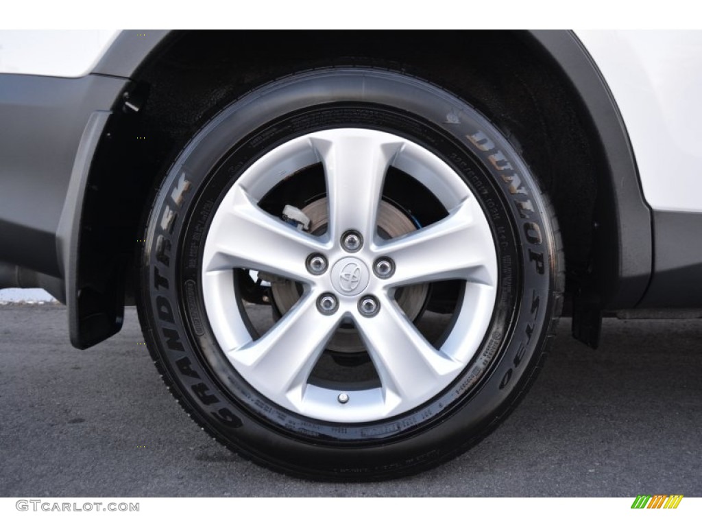 2013 RAV4 XLE AWD - Super White / Ash photo #17