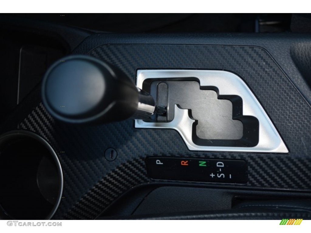 2013 RAV4 XLE AWD - Super White / Ash photo #23