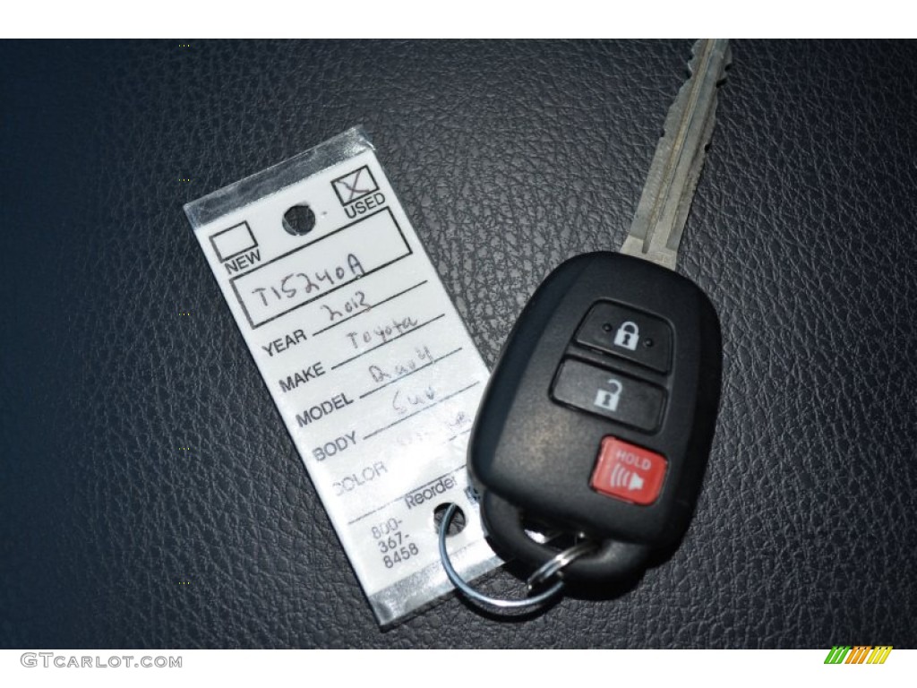 2013 RAV4 XLE AWD - Super White / Ash photo #30