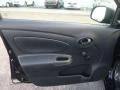 Super Black - Versa 1.6 S Sedan Photo No. 15