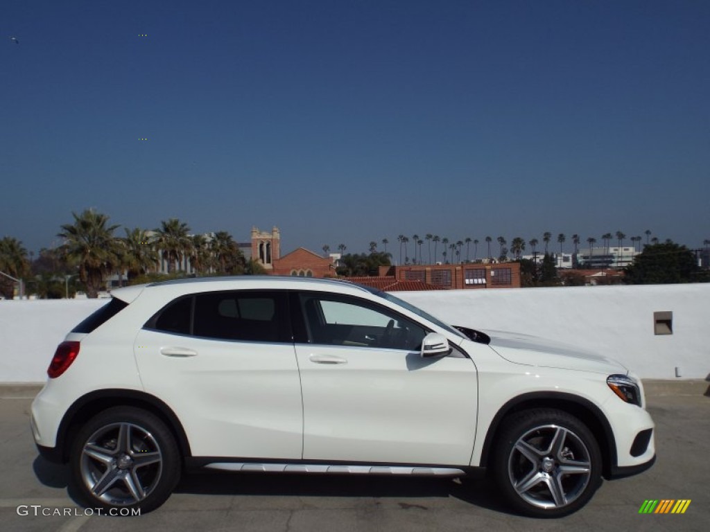 2015 GLA 250 4Matic - Cirrus White / Beige photo #3