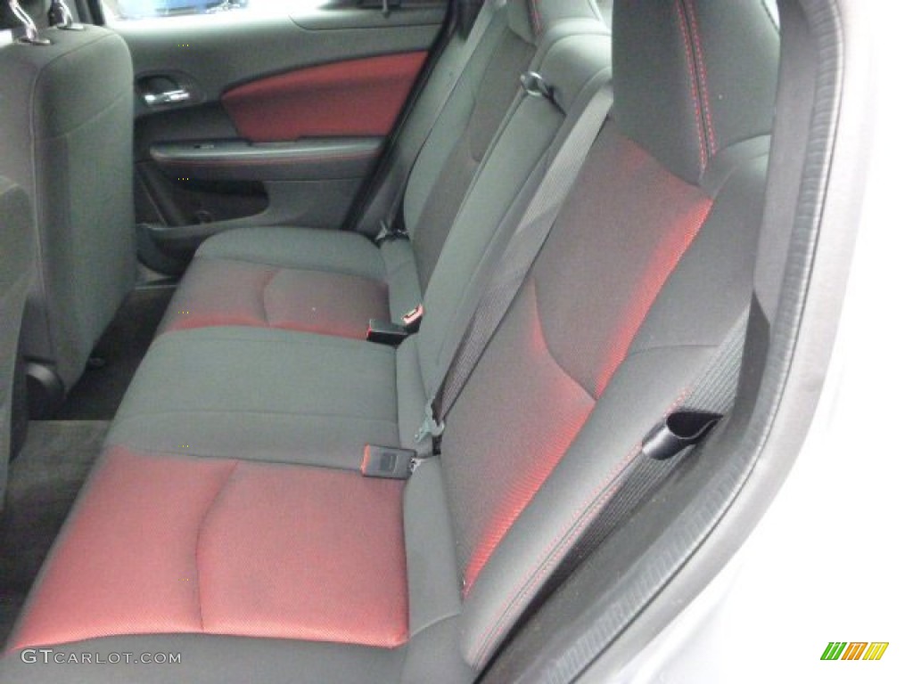 2013 Avenger SXT V6 - Billet Silver Metallic / Black/Red photo #15