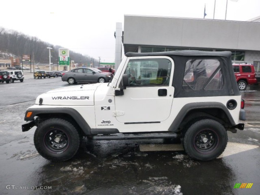 2004 Wrangler X 4x4 - Stone White / Khaki photo #2