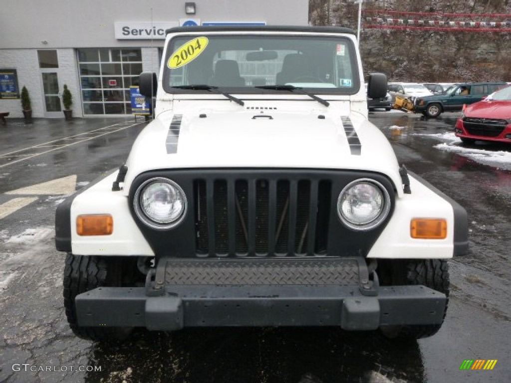 2004 Wrangler X 4x4 - Stone White / Khaki photo #8