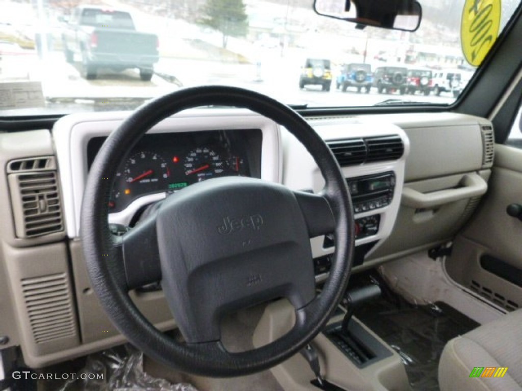 2004 Wrangler X 4x4 - Stone White / Khaki photo #15