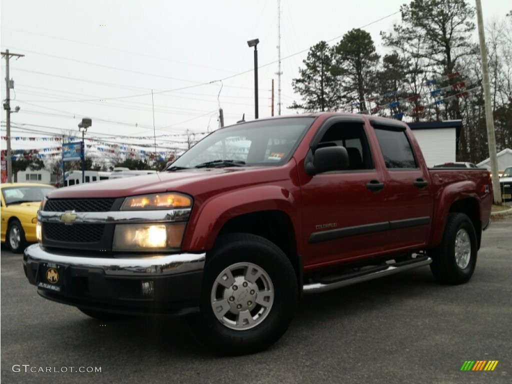 2005 Colorado LS Crew Cab 4x4 - Dark Cherry Red Metallic / Medium Dark Pewter photo #1