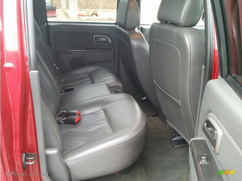2005 Colorado LS Crew Cab 4x4 - Dark Cherry Red Metallic / Medium Dark Pewter photo #14