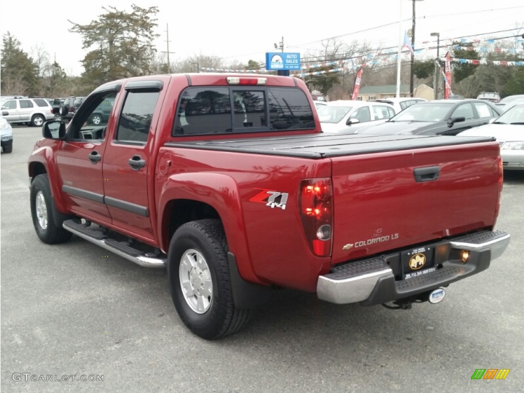 2005 Colorado LS Crew Cab 4x4 - Dark Cherry Red Metallic / Medium Dark Pewter photo #19