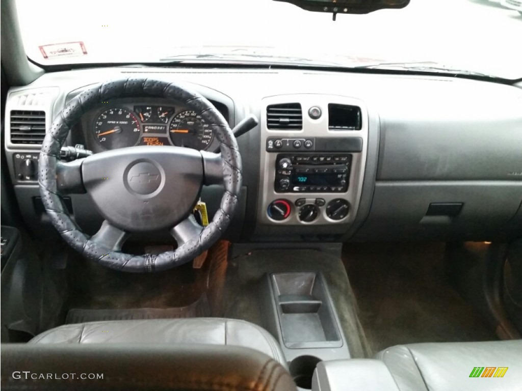 2005 Colorado LS Crew Cab 4x4 - Dark Cherry Red Metallic / Medium Dark Pewter photo #25