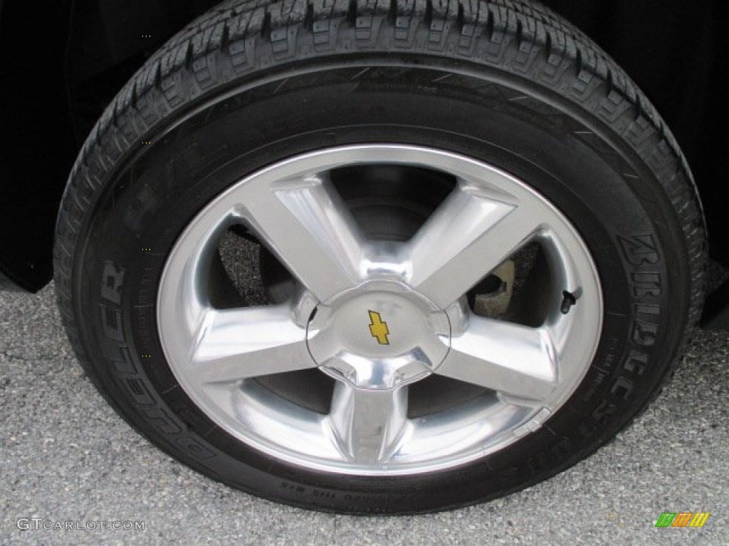2013 Chevrolet Avalanche LTZ Wheel Photos