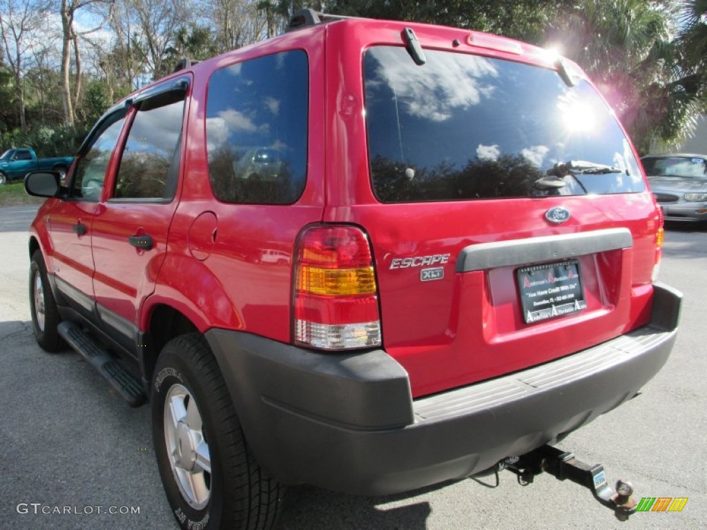 2002 Escape XLT V6 - Bright Red / Medium Graphite photo #5