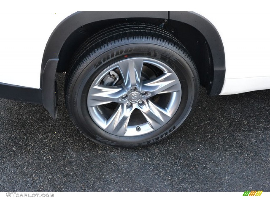 2015 Toyota Highlander Limited AWD Wheel Photos