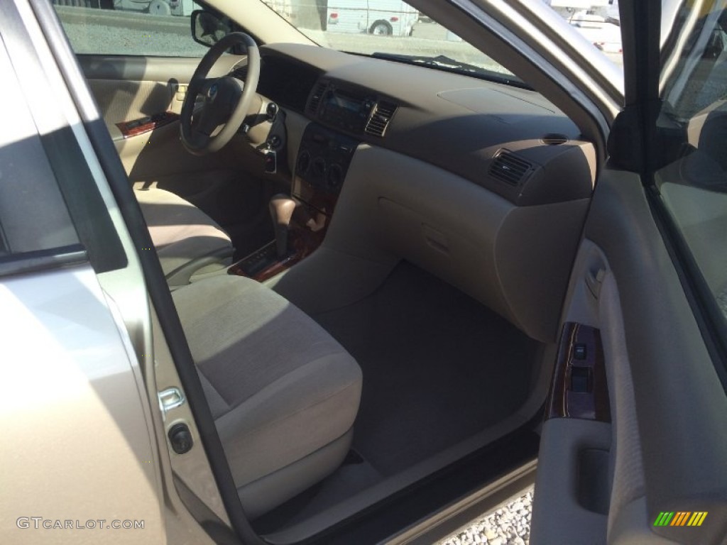 2006 Corolla CE - Desert Sand Mica / Beige photo #19
