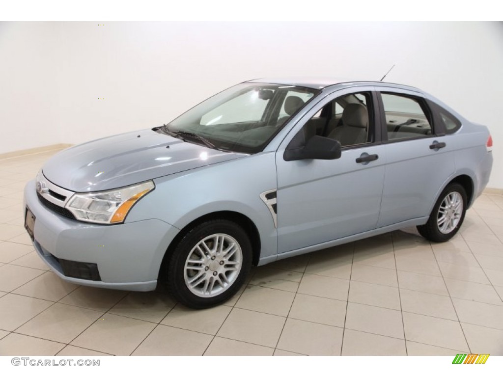 2008 Focus SE Sedan - Light Ice Blue Metallic / Medium Stone photo #3