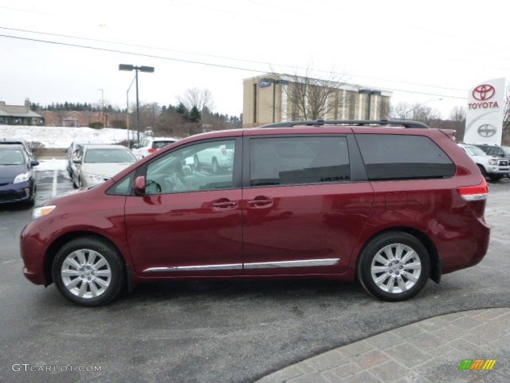 2014 Sienna LE AWD - Salsa Red Pearl / Light Gray photo #7