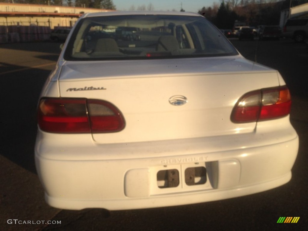 1998 Malibu Sedan - Bright White / Light Gray photo #3
