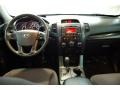 Ebony Black - Sorento LX Photo No. 26