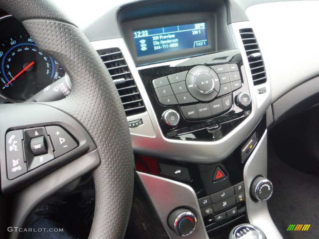 2015 Cruze LS - Black Granite Metallic / Jet Black/Medium Titanium photo #12