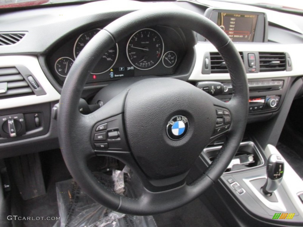 2013 BMW 3 Series 320i xDrive Sedan Black Steering Wheel Photo #100932581