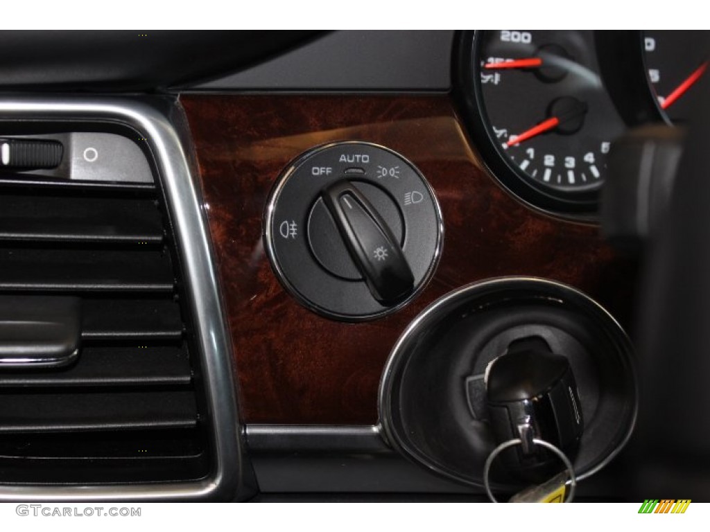 2014 Panamera Turbo Executive - Black / Black photo #25