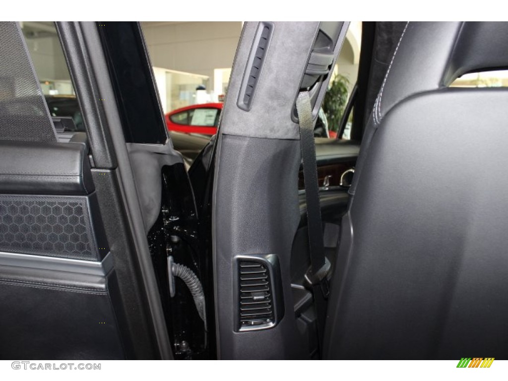 2014 Panamera Turbo Executive - Black / Black photo #29