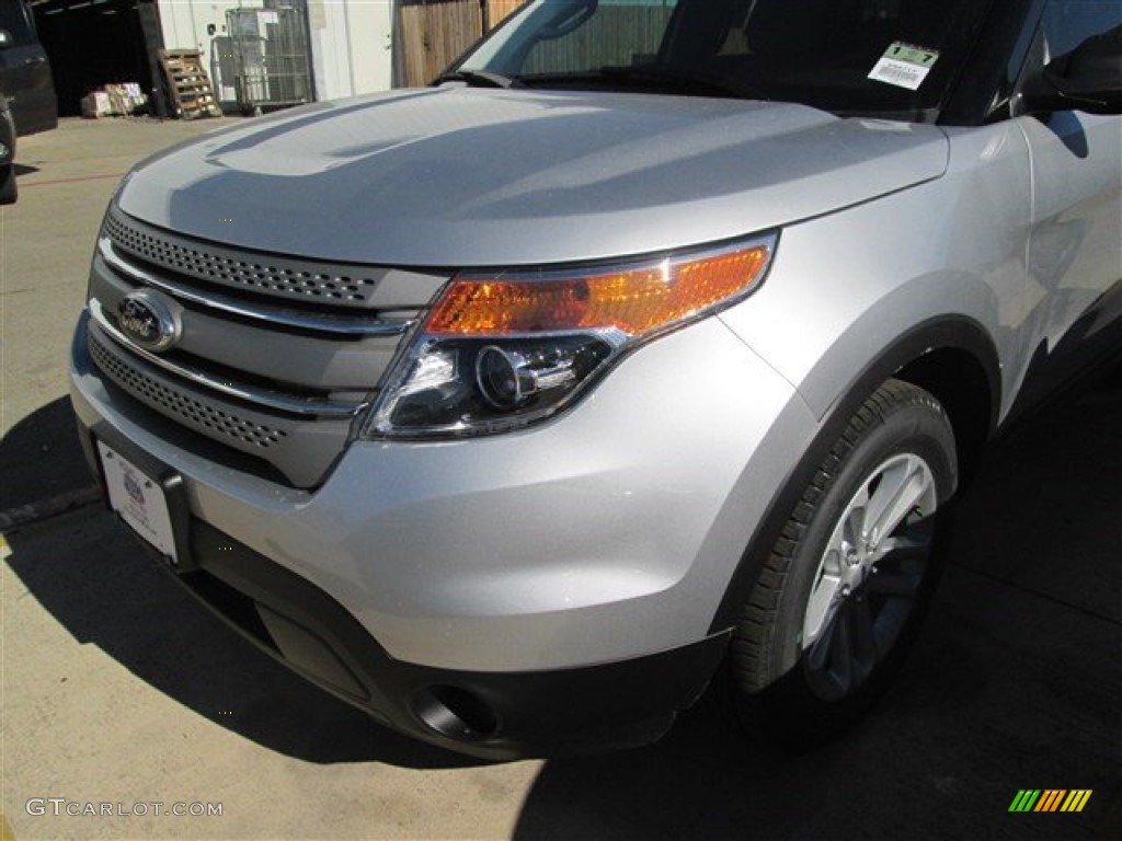 2015 Explorer FWD - Ingot Silver / Medium Light Stone photo #6