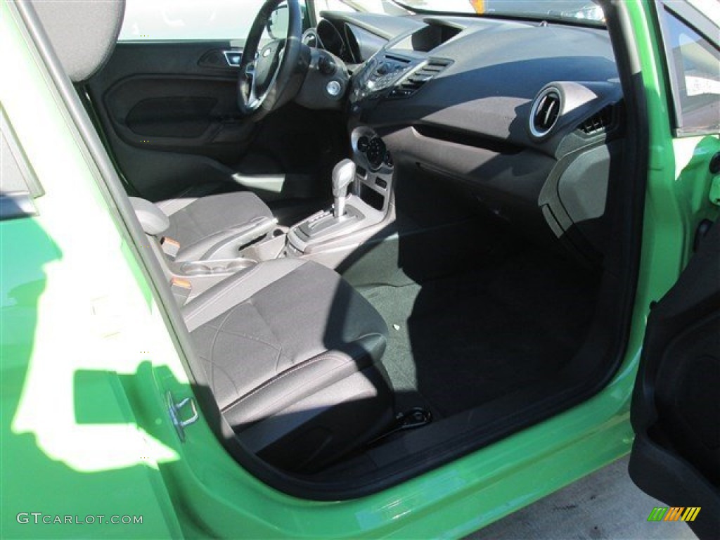 2015 Fiesta SE Sedan - Green Envy / Charcoal Black photo #12