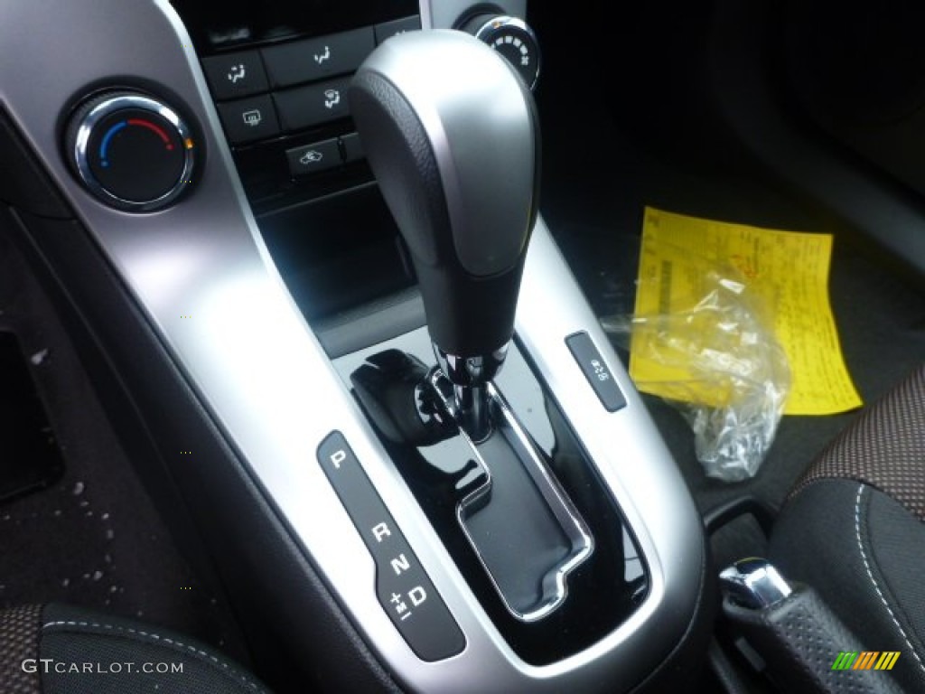 2015 Cruze LT - Summit White / Brownstone photo #16