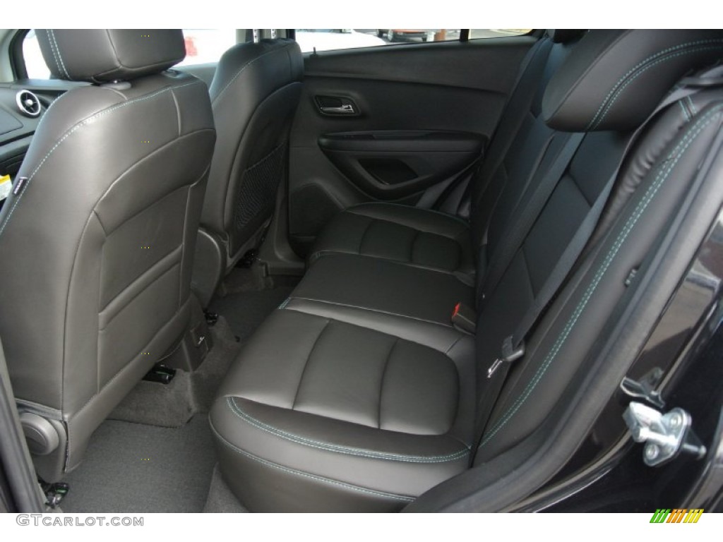 2015 Chevrolet Trax LTZ Rear Seat Photos