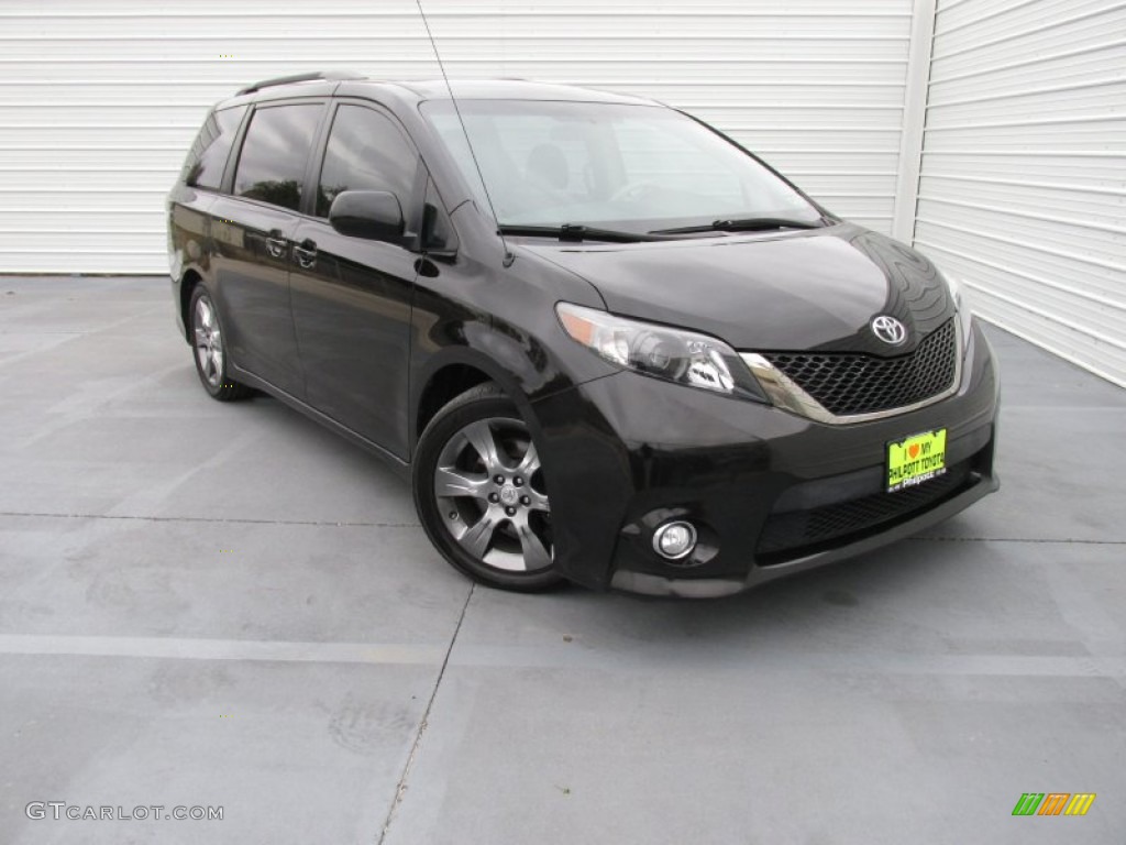 2011 Sienna SE - Black / Dark Charcoal photo #2