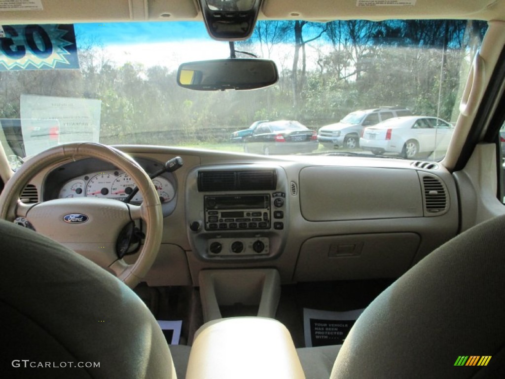2003 Explorer Sport XLT - Harvest Gold Metallic / Medium Parchment Beige photo #12